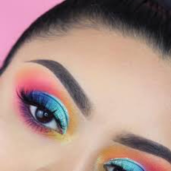 🎀 ACE BEAUTÈ Slice of Paradise Eyeshadow Palette - Picture 12 of 14